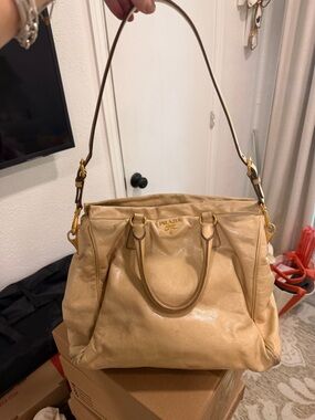 Prada Vitello Shine Tote Bag